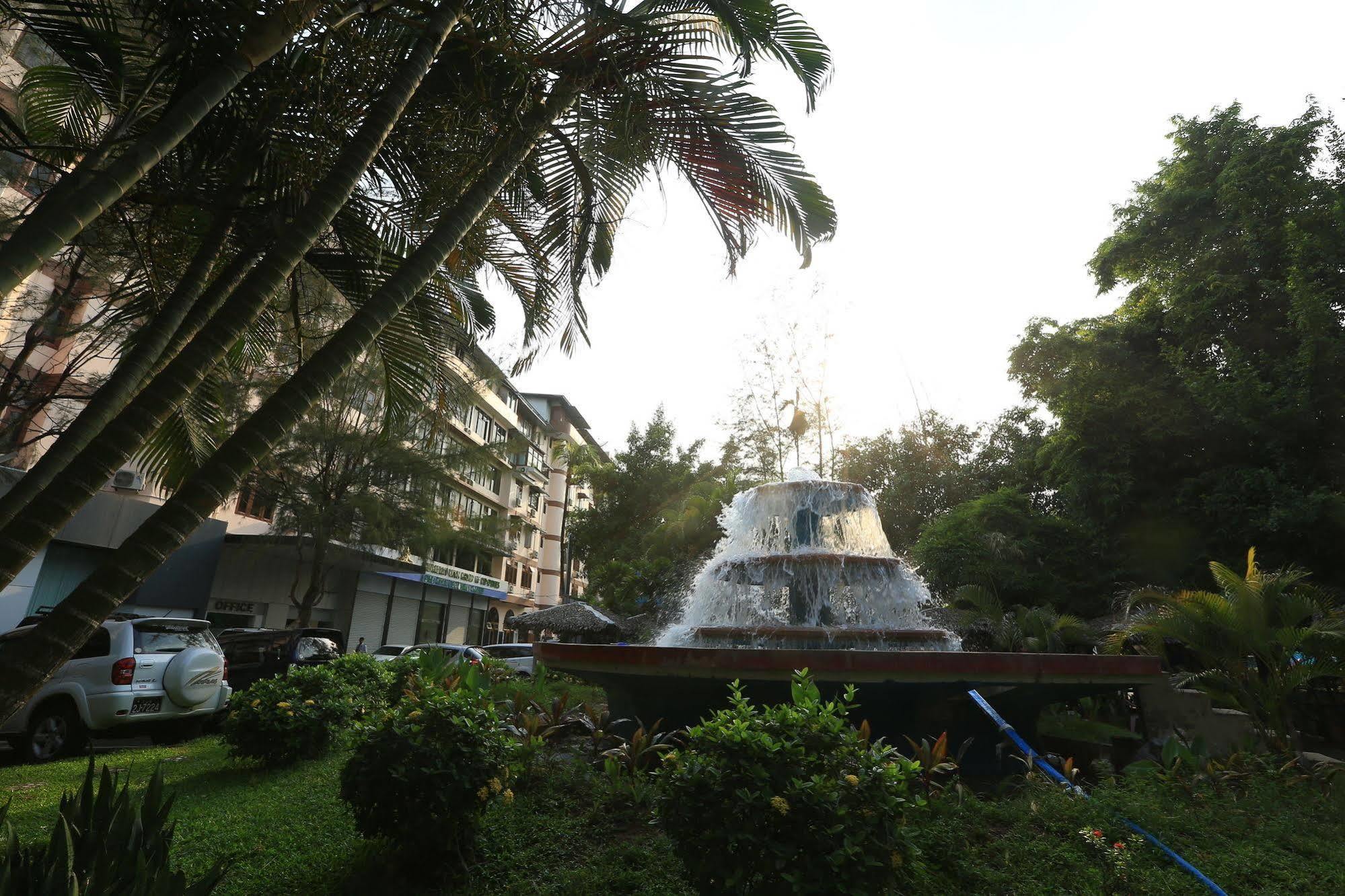 Olympic Hotel Rangoon Eksteriør billede